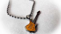 Guitar pendant 2 tone gold/silver