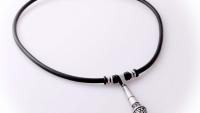 Microphone Pendant Choker Necklace in Leather and Stainless Steel