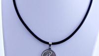 Stainless Steel Circle Treble Clef Leather Choker