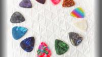 Guitar pick colours