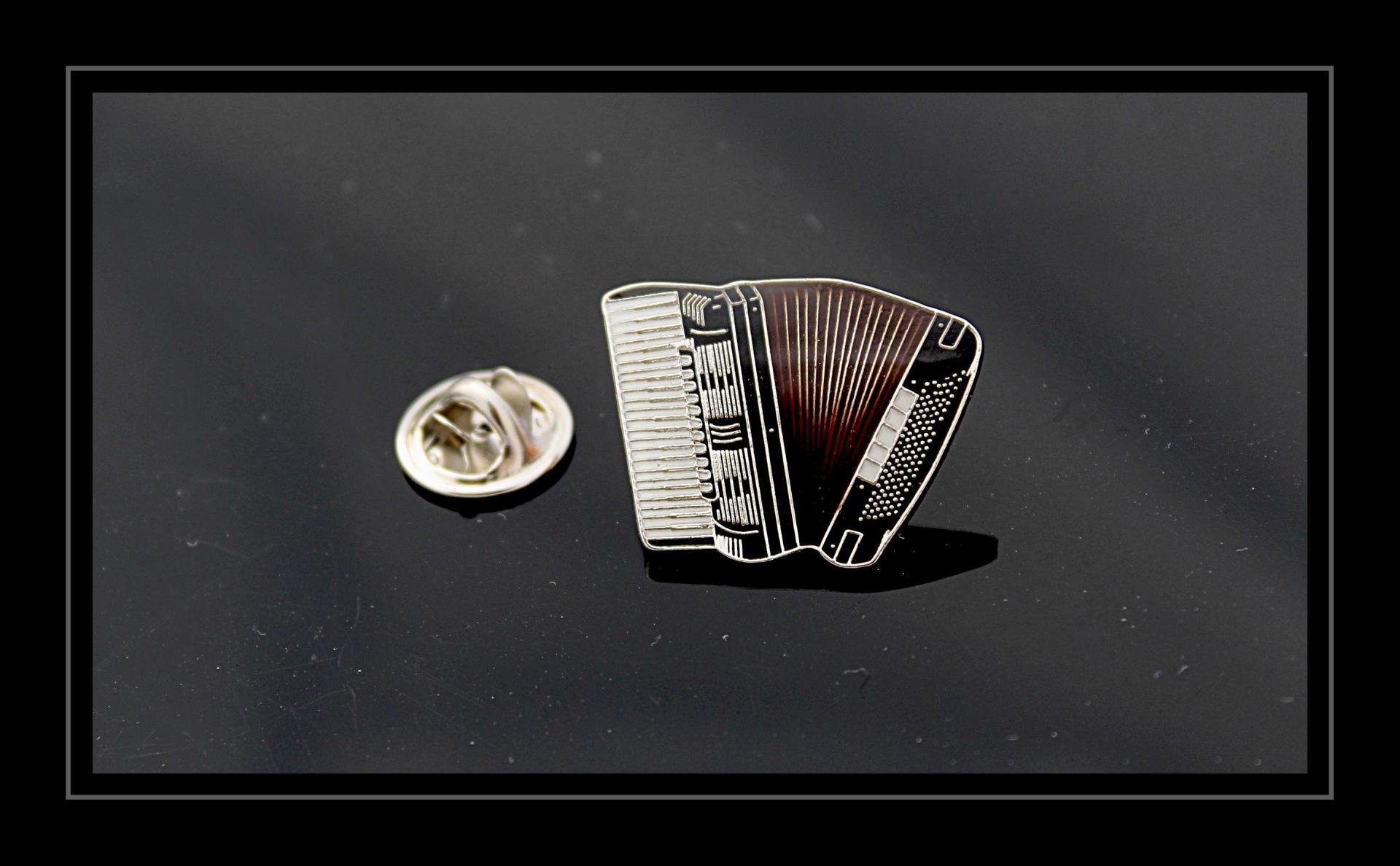 Accordion Musical Instrument Pin Badge