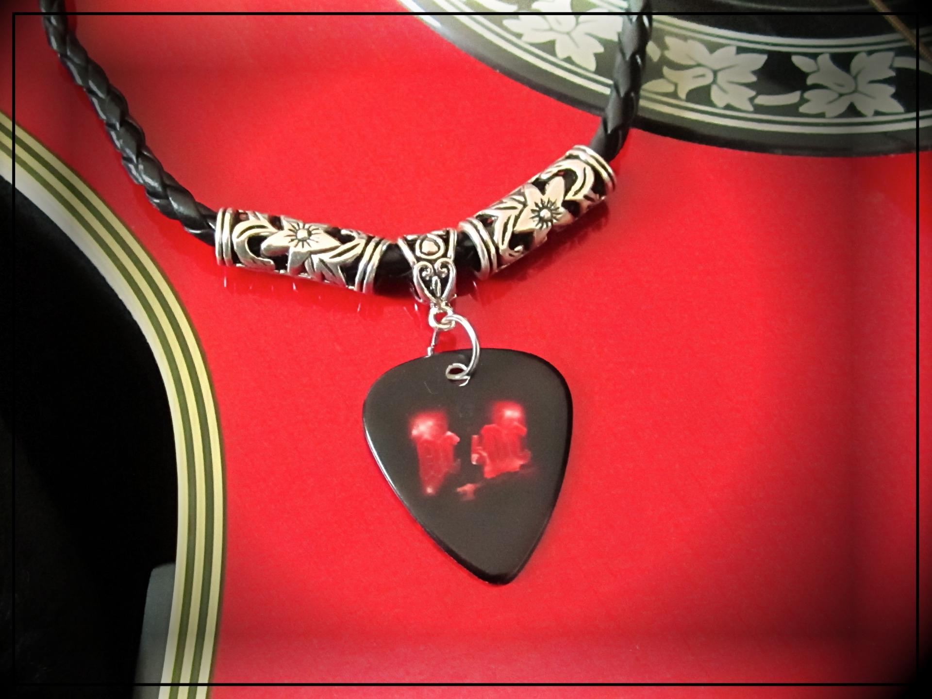 "Rock Band"  Gallery Choker Necklaces