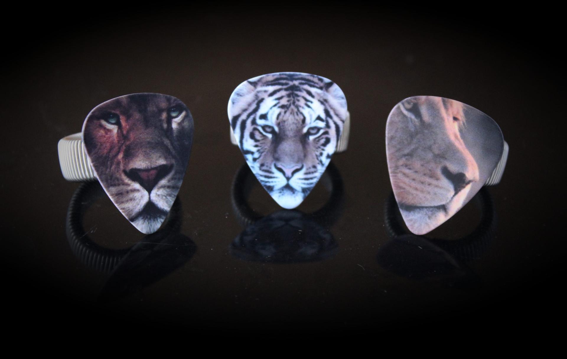 Guitar Pick Adjustable Ring - Lion or Tiger Design!