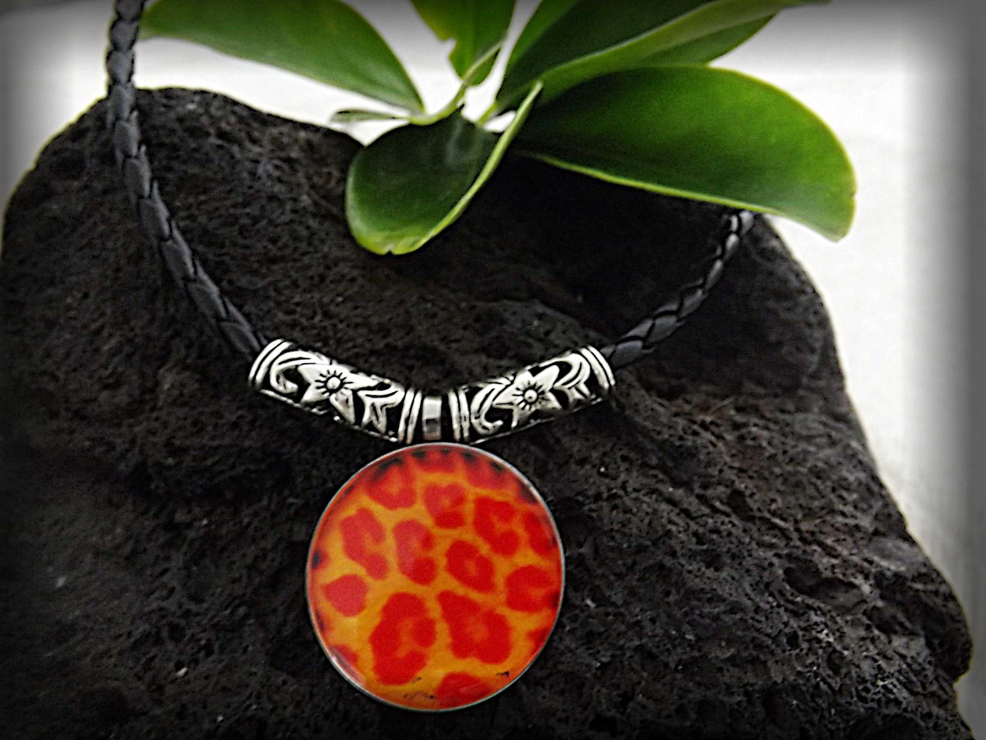 Leopard Print Stainless Steel Circle Pendants - Bring Out Your Wild Side!