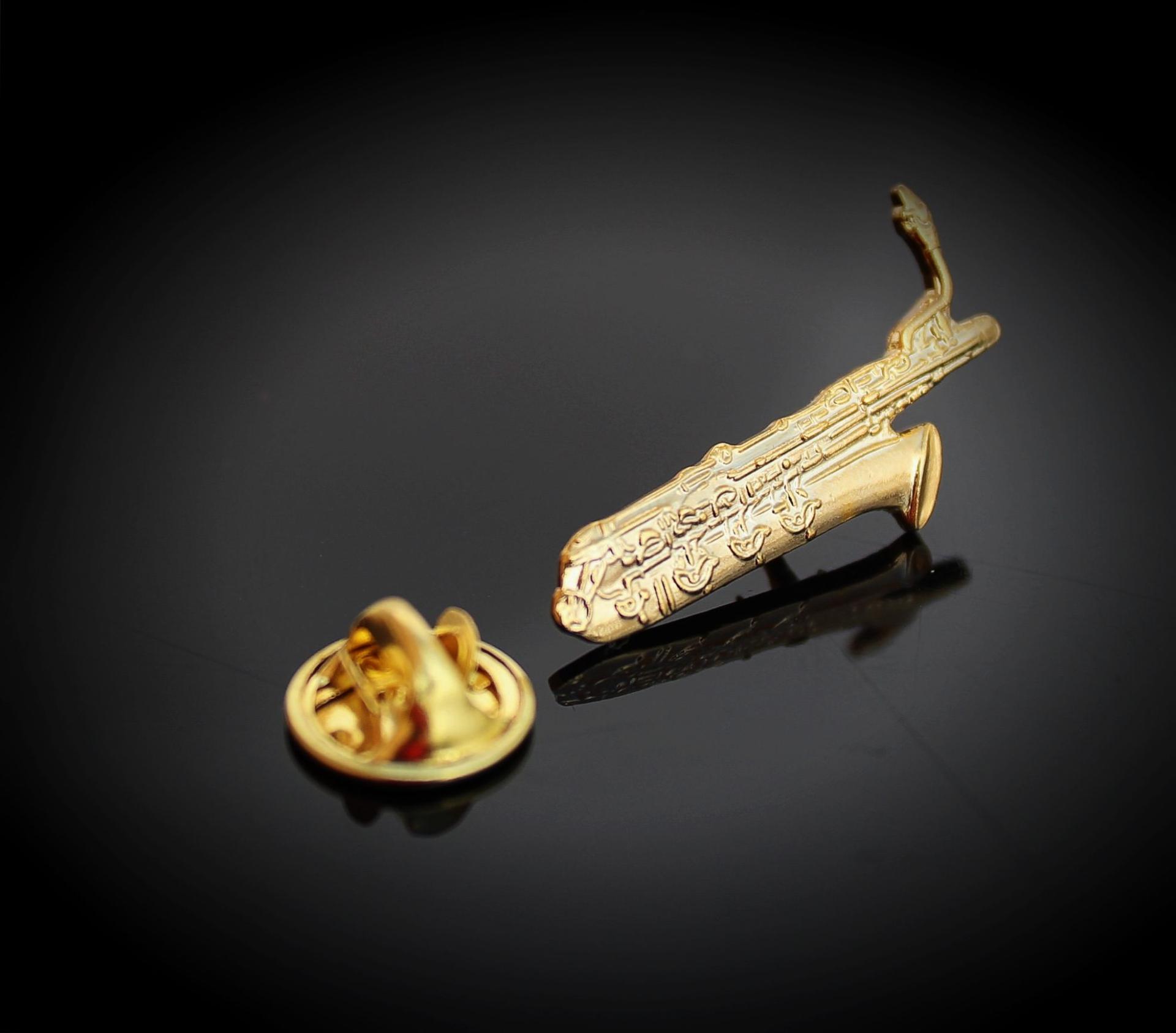 Baritone Sax Pin Badge