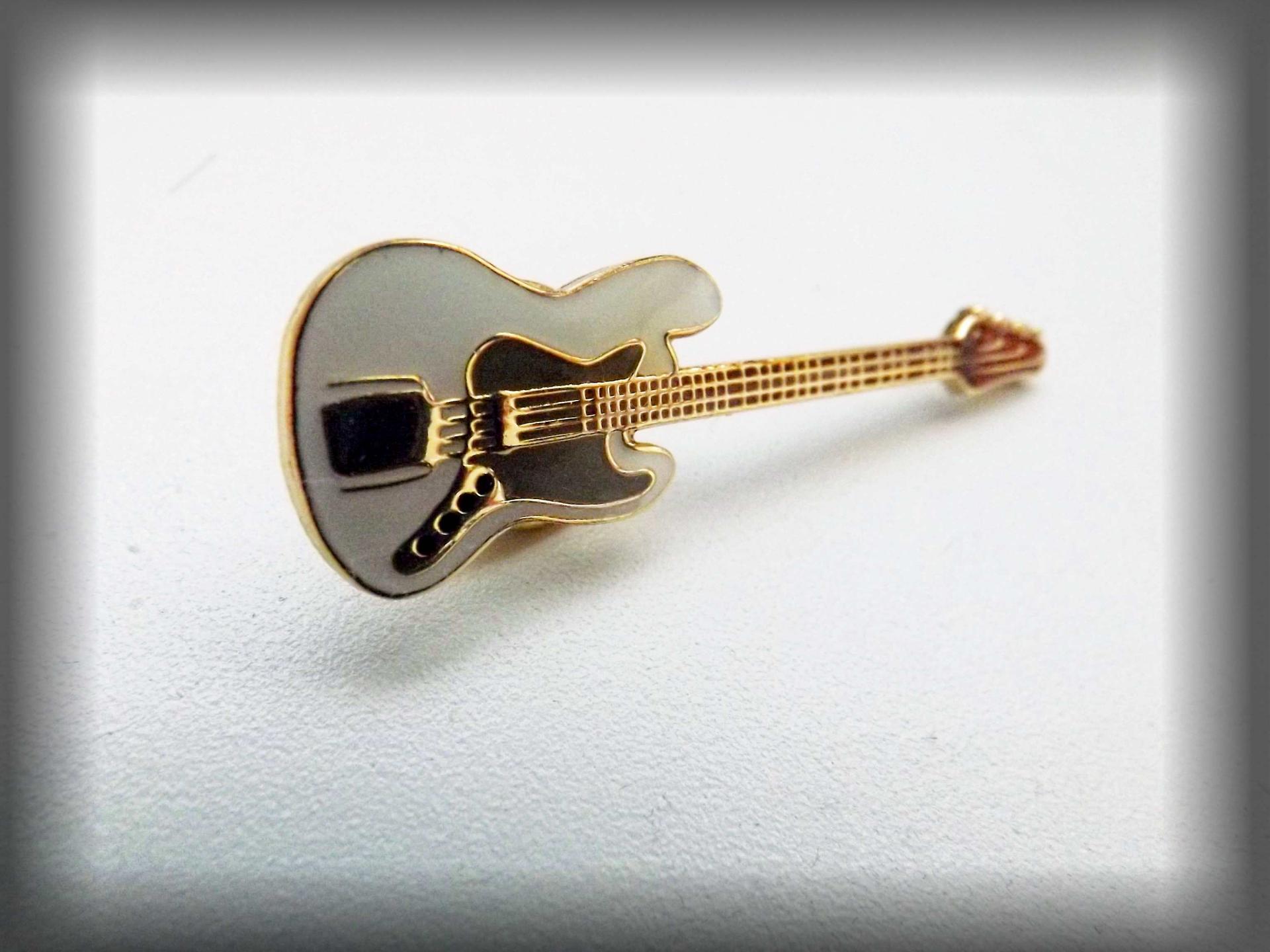 Bass Guitar Fender Style Pin / Brooch with Black Scratch Plate