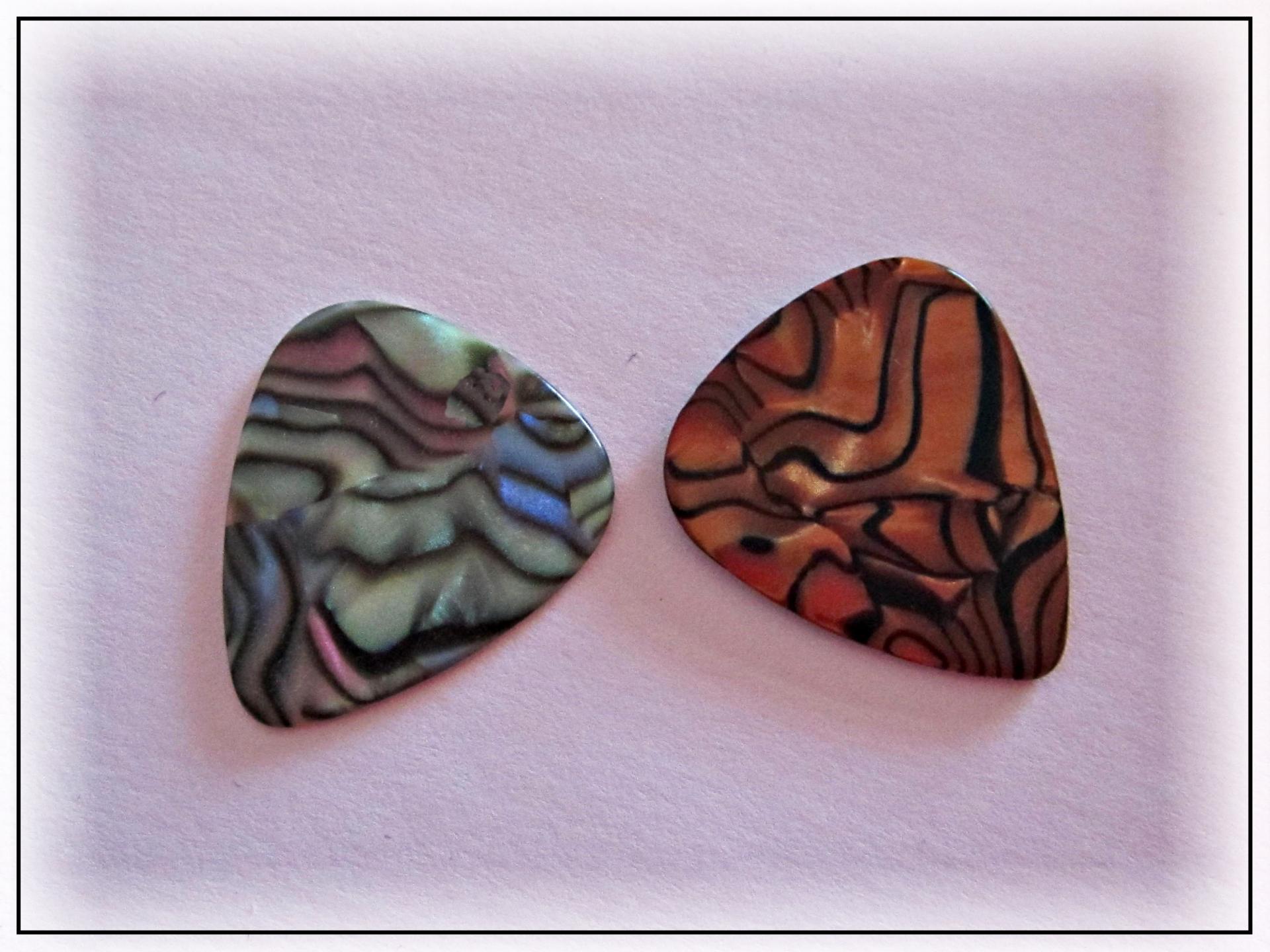 guitar pick colour choice