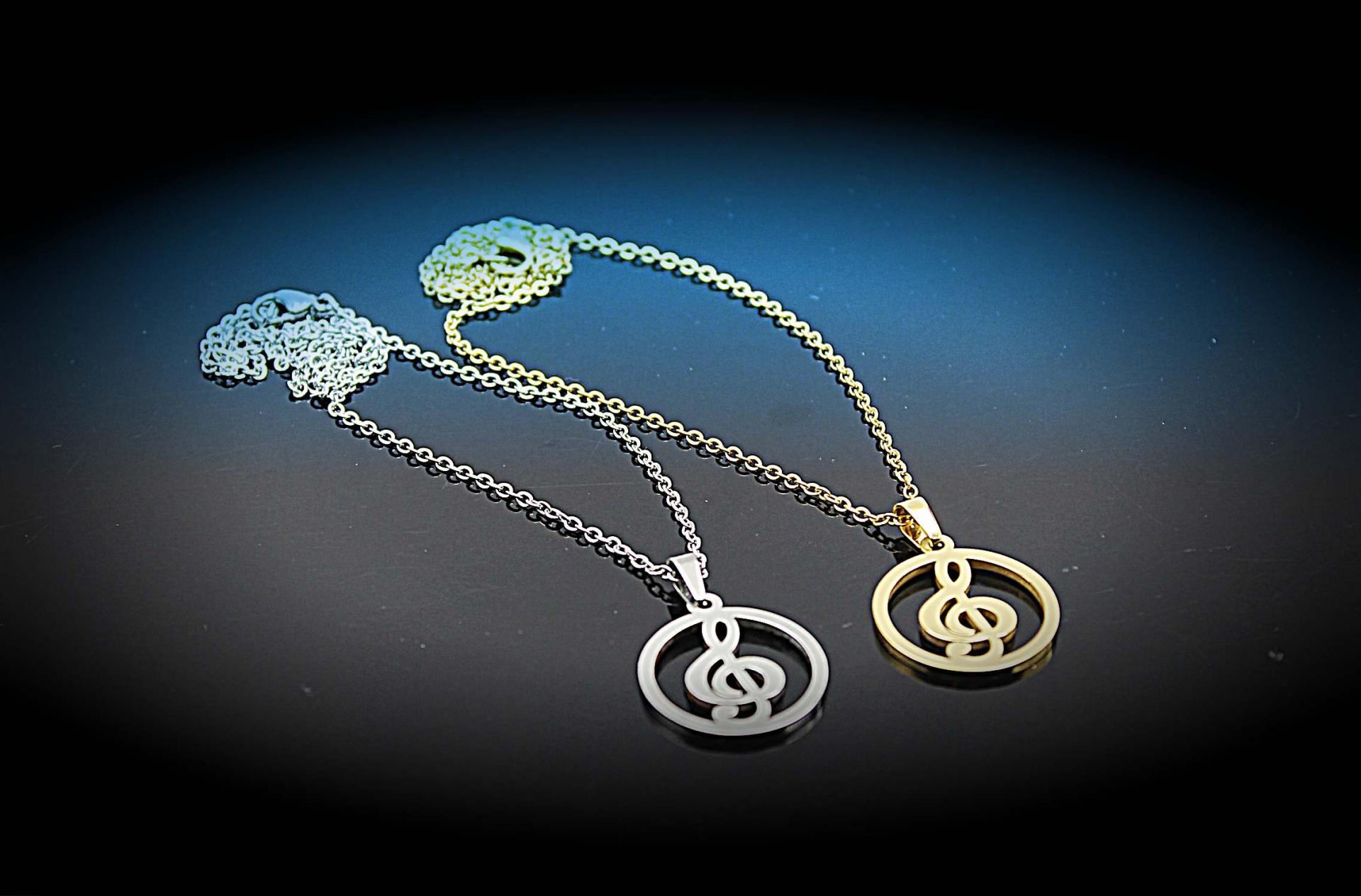 Music jewellery pendant from Chrissie C