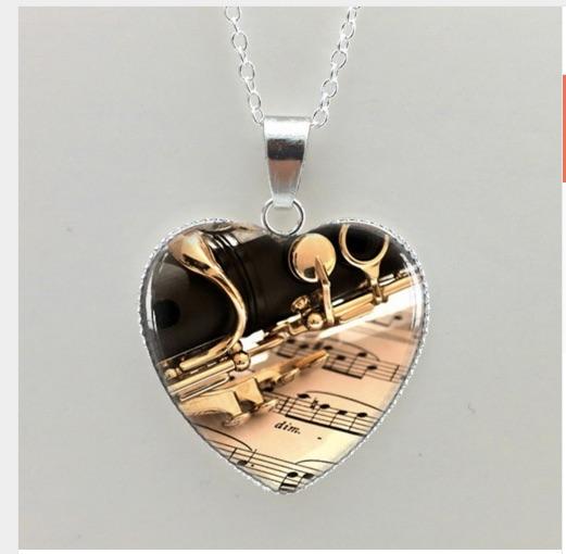 Clarinet Necklace in Heart Shape