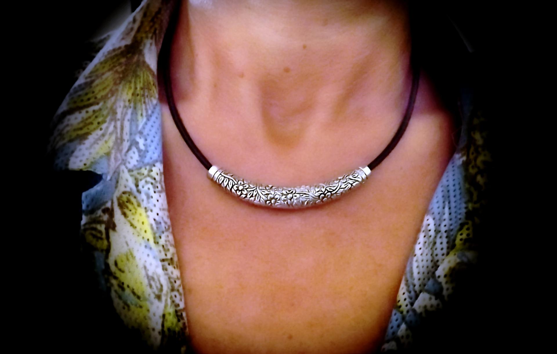 Curved Tube Vintage Antique Silver Choker Necklace