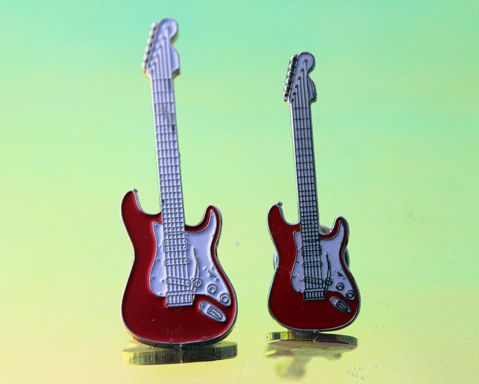 Fender Stratocaster Style Red Pin Badge - Standard Size & Super Size!