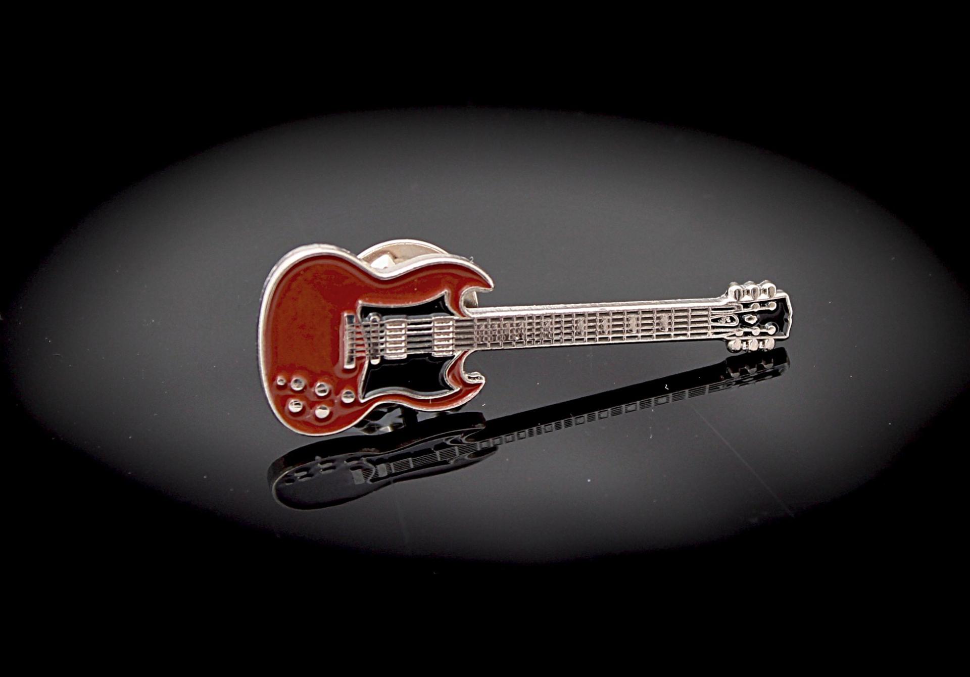 Gibson SG Style Guitar Pin Badge - Heritage Cherry Colour