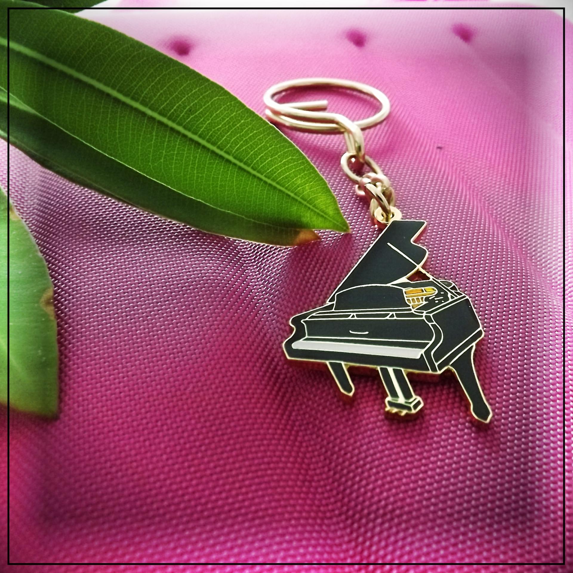 Grand Piano Keychain / Keyring