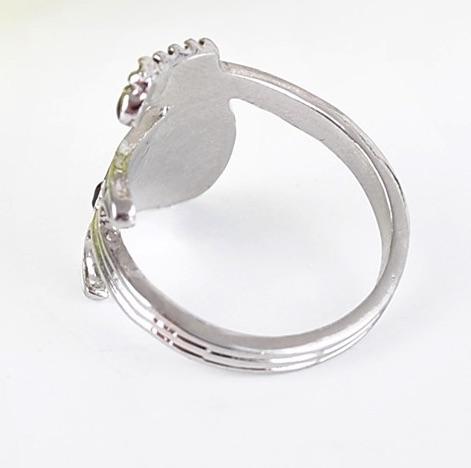 Guitar Ring