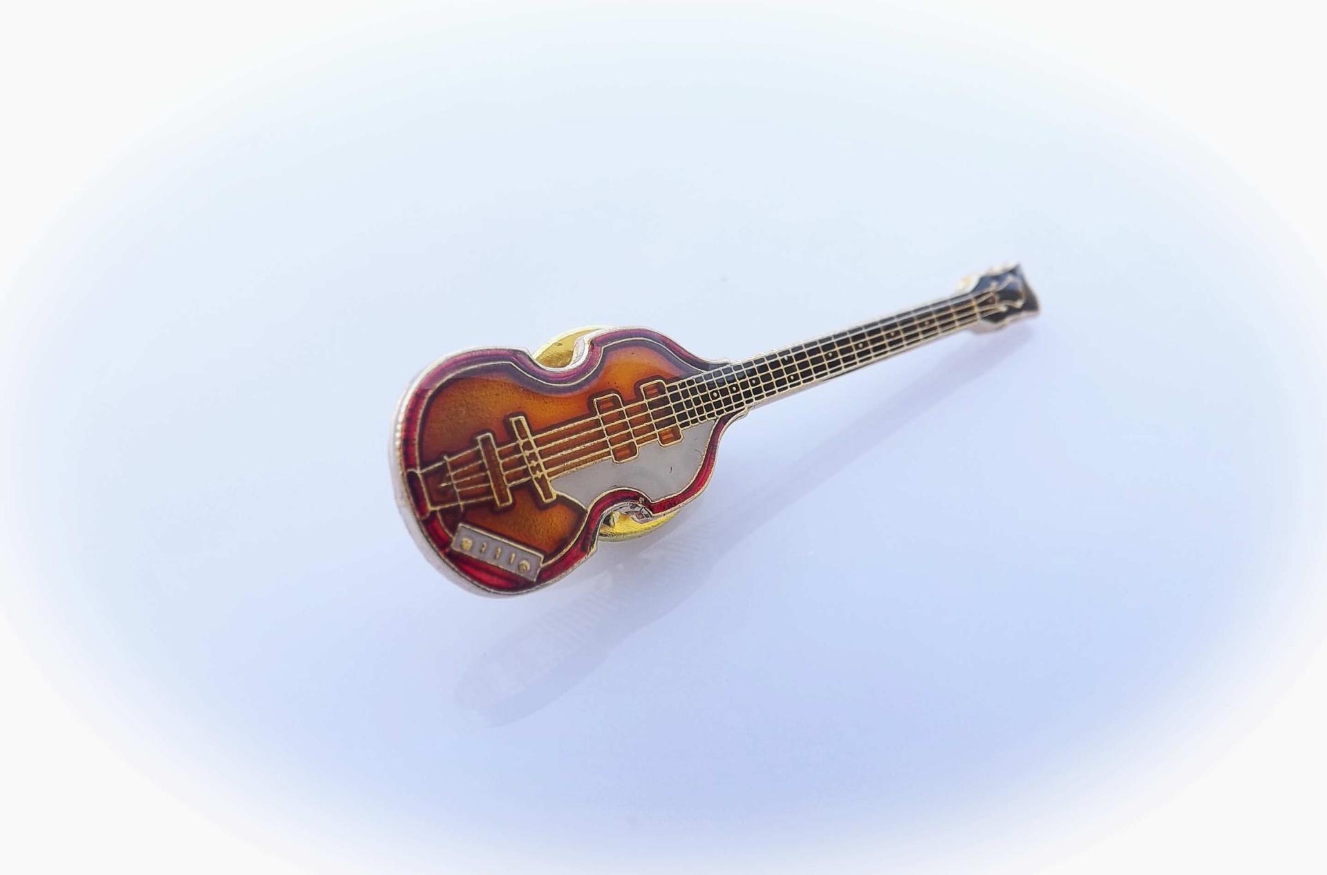 Hofner "Violin" Beatle Bass Pin