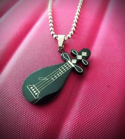 Pipa Chinese Guitar Pendant In Stainless Steel