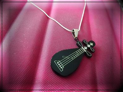 Pipa Chinese Guitar Pendant In Stainless Steel