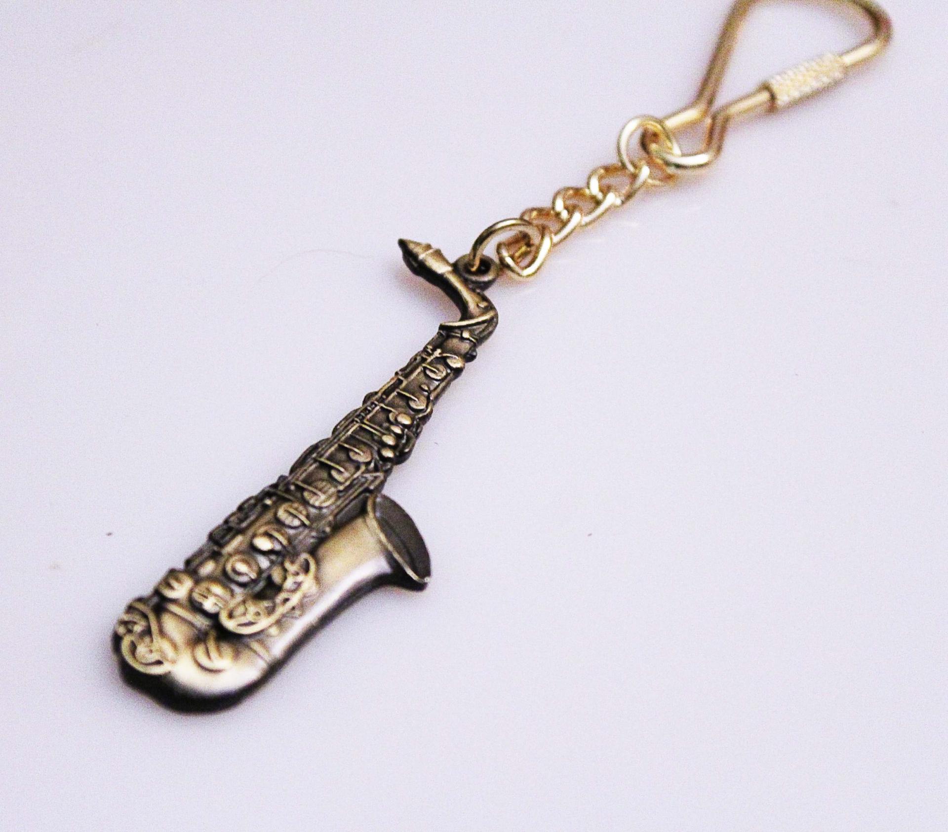 saxophone keyring