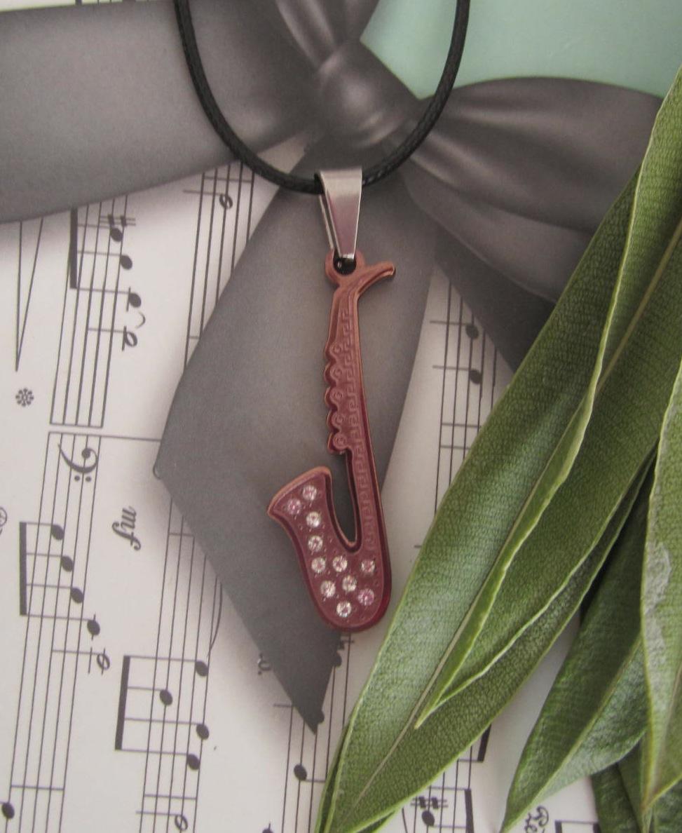 Saxophone Pendant in Bronze