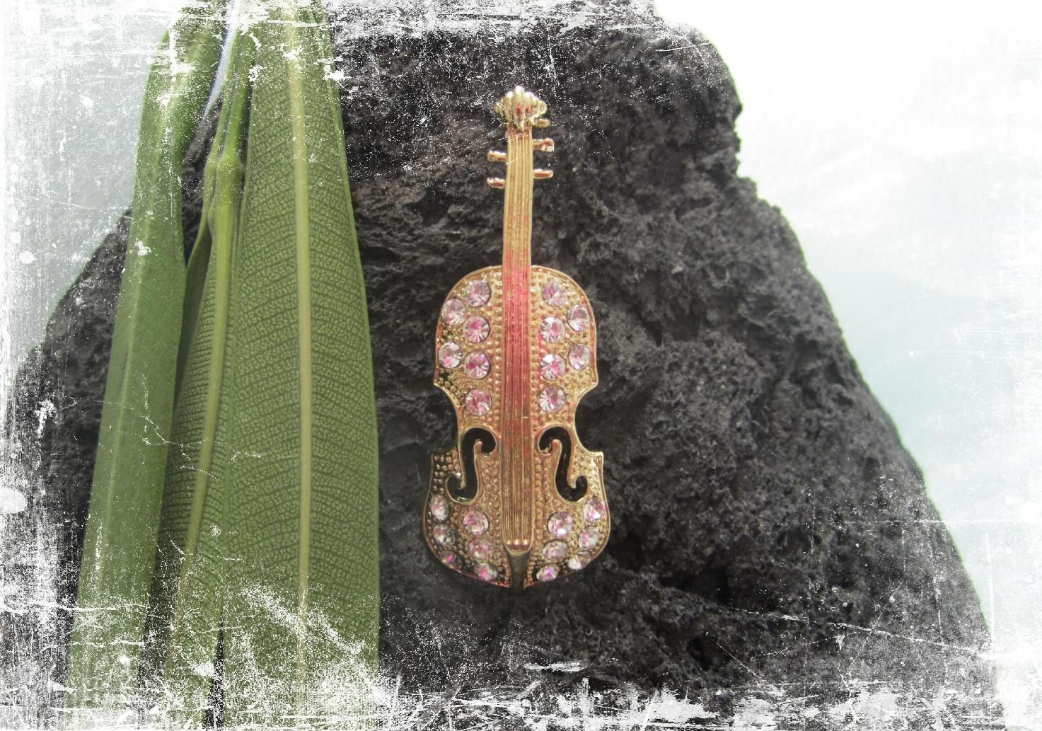 Violin Pin Brooch