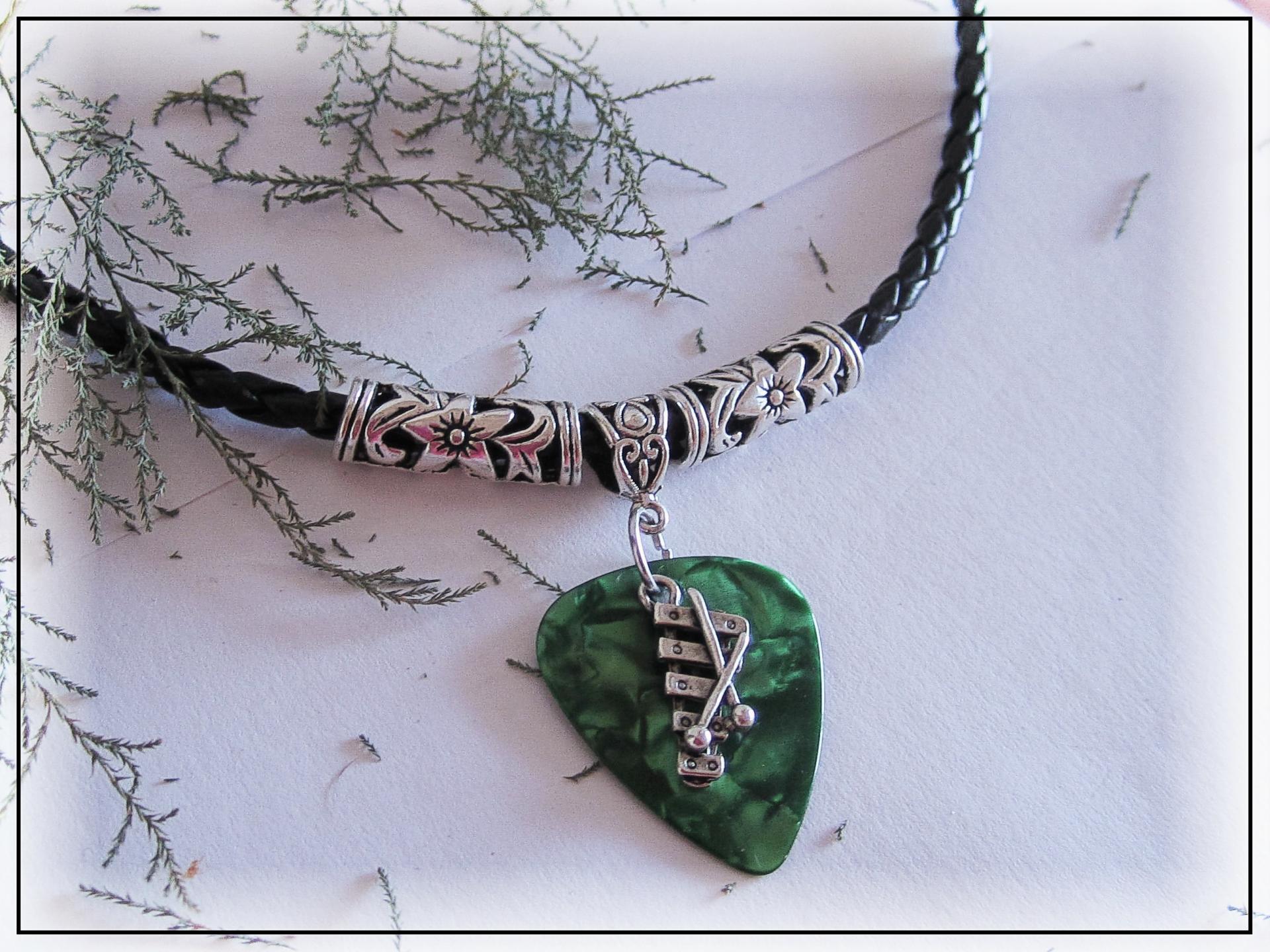 Xylophone Necklace/Choker - Guitar Pick Style