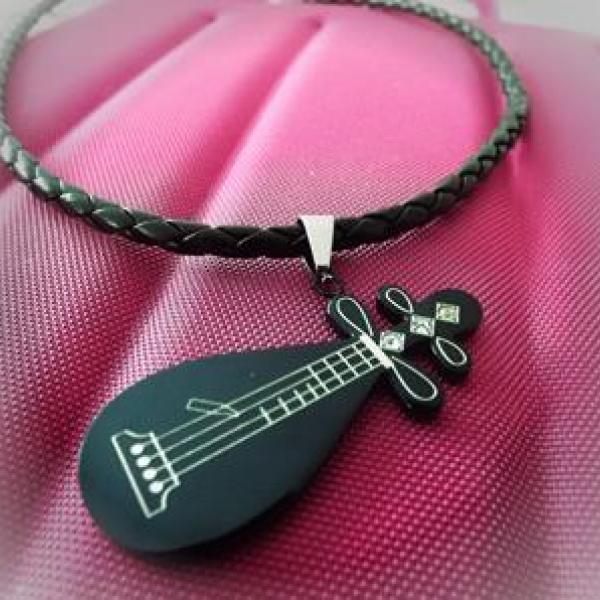 Pipa Chinese Guitar Pendant In Stainless Steel