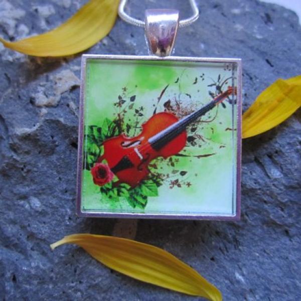 Violin - Funky Resin Pendant